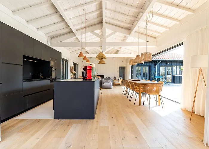 Agapi - 10 Personnes, Piscine Chauffee, Petanque - Cap Ferret *